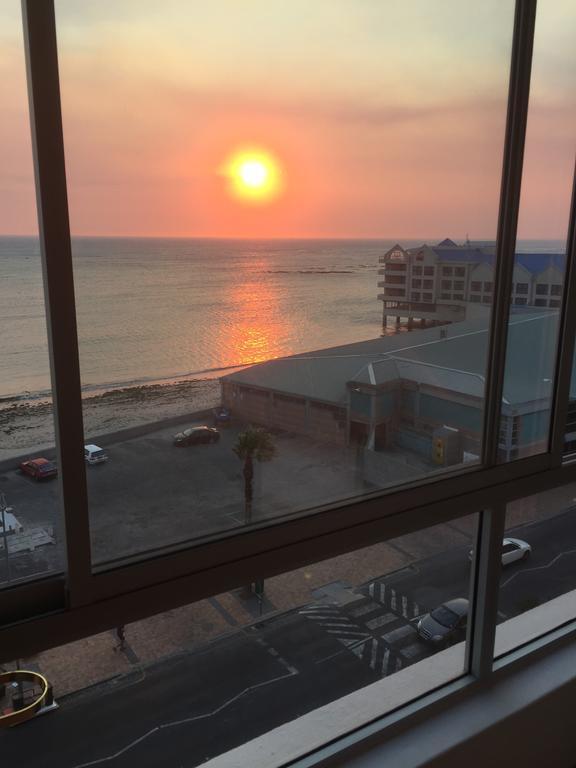 Pebble Moon Holiday Flat Странд Экстерьер фото